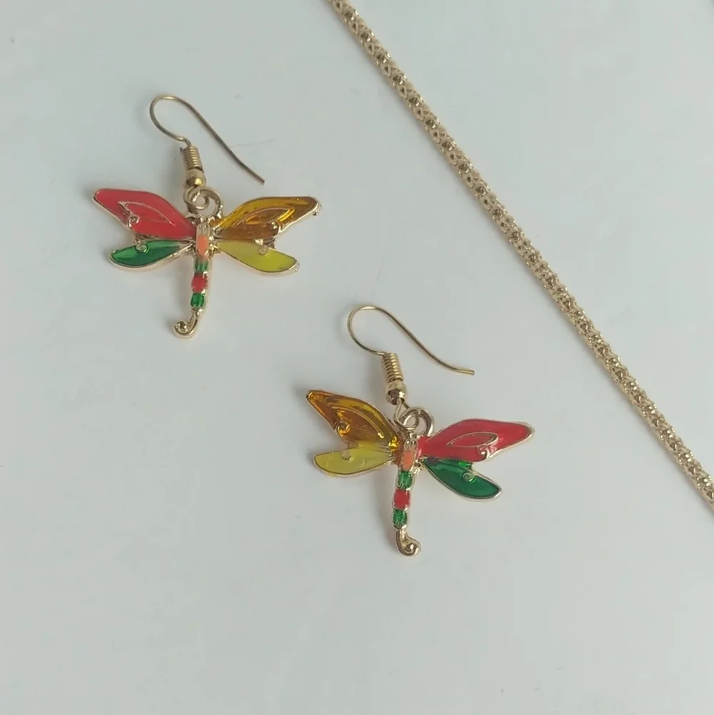 Beautiful Colourful Dragonfly Necklace Earrings - Picture 3 of 4